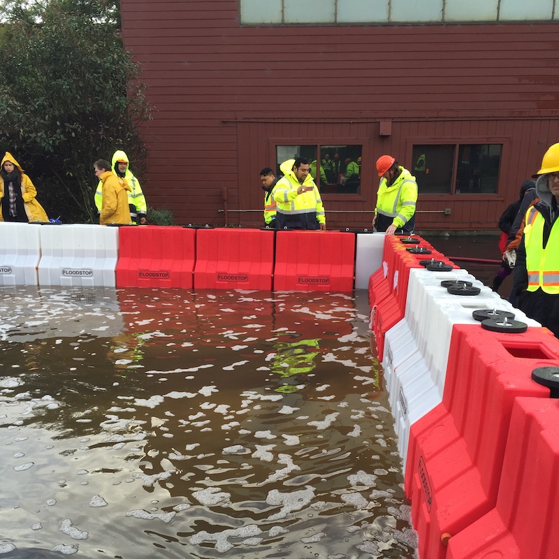 Echipamente Inundatii si calamitati